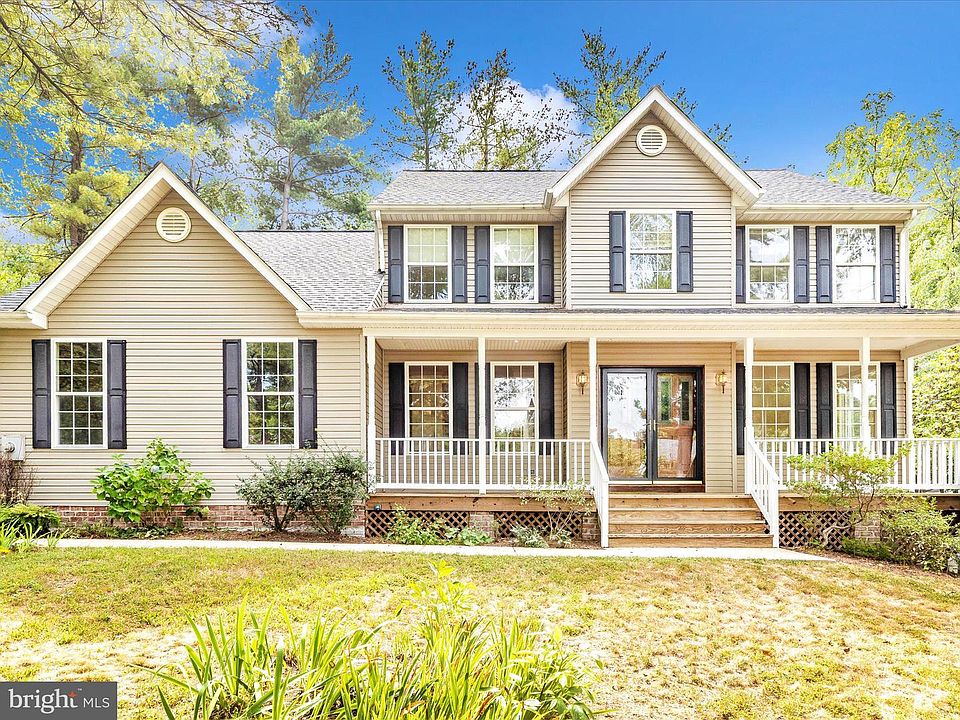 1st image of 318 Copper Oaks Dr
