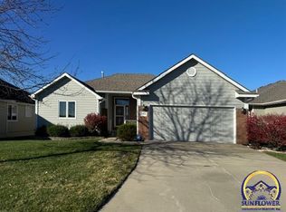 2805 SW Tallgrass Dr, Topeka, KS 66614