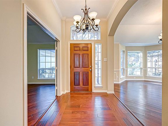 4th image of 4623 Rainbow Valley Ct