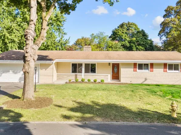 95 Eureka Avenue, Stratford, CT 06614