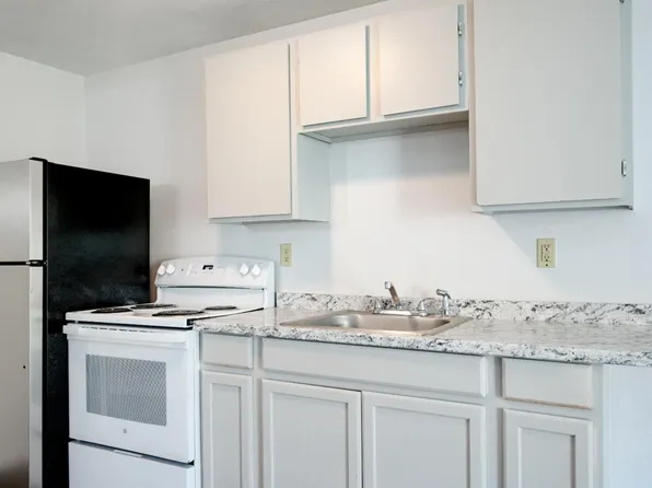 602 N 3rd St APT 4, Yakima, WA 98901