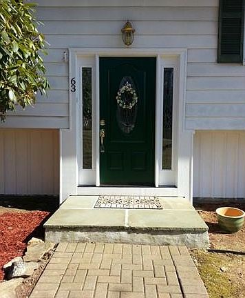 2nd image of 63 Leeside Dr