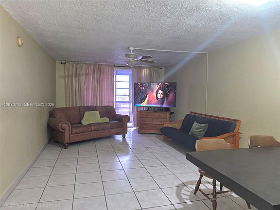 4th image of 1401 NE Miami Gardens Dr APT 685