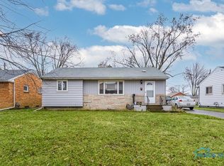 1222 Rosedale St, Maumee, OH 43537