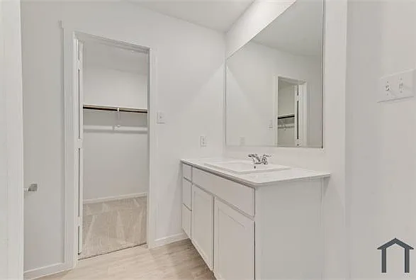 4017 Equestrian Dr — Photo 12
