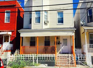 90 Graham St, Jersey City, NJ 07307