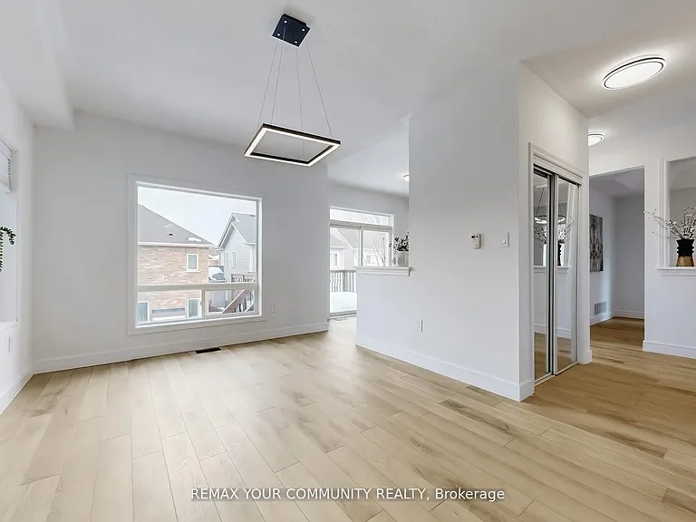 25 Bache Ave #UPPER LEVEL MAIN — Photo 5