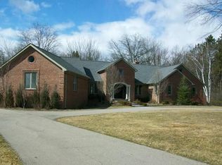 7340 W Greenwich Dr, Bloomfield Hills, MI 48301