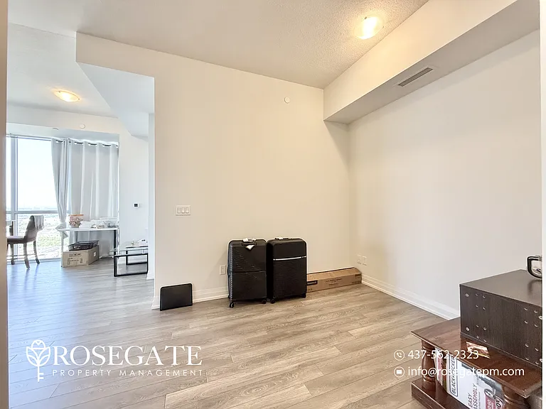 20 Meadowglen Pl #2609 — Photo 5