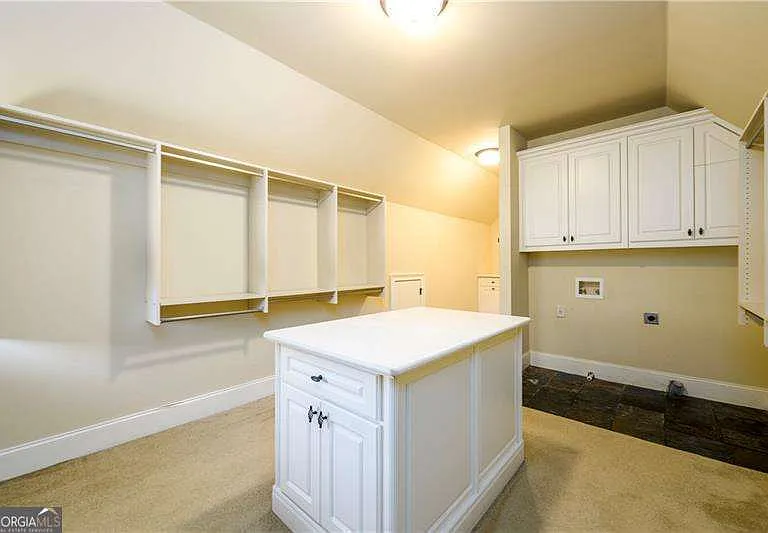 2770 Shumard Oak Dr — Photo 26