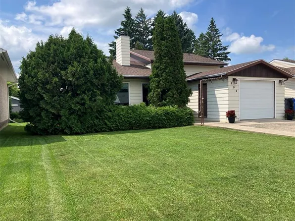 904 Centre STREET, Nipawin, SK S0E 1E0