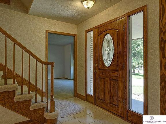 4th image of 16116 Ontario Cir