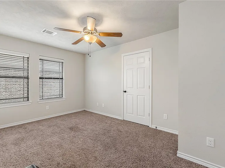 918 Dove Landing Ave — Photo 17
