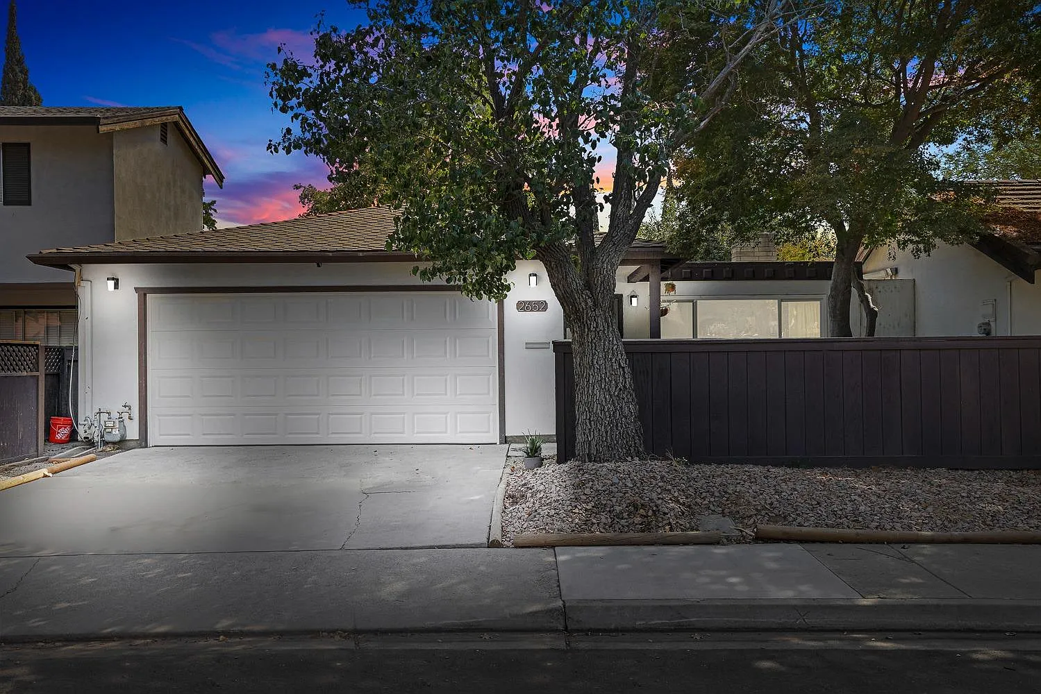 2652 El Greco Dr photo 1