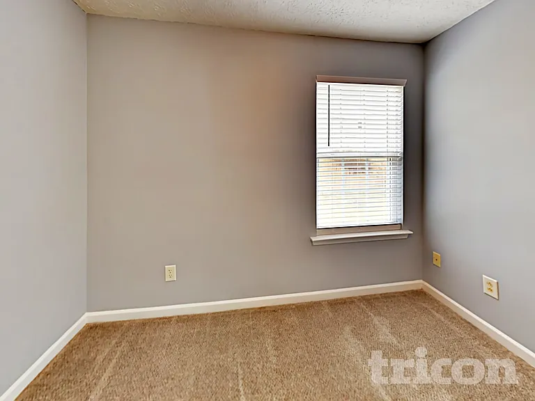 5330 Mountain Top Pl — Photo 10