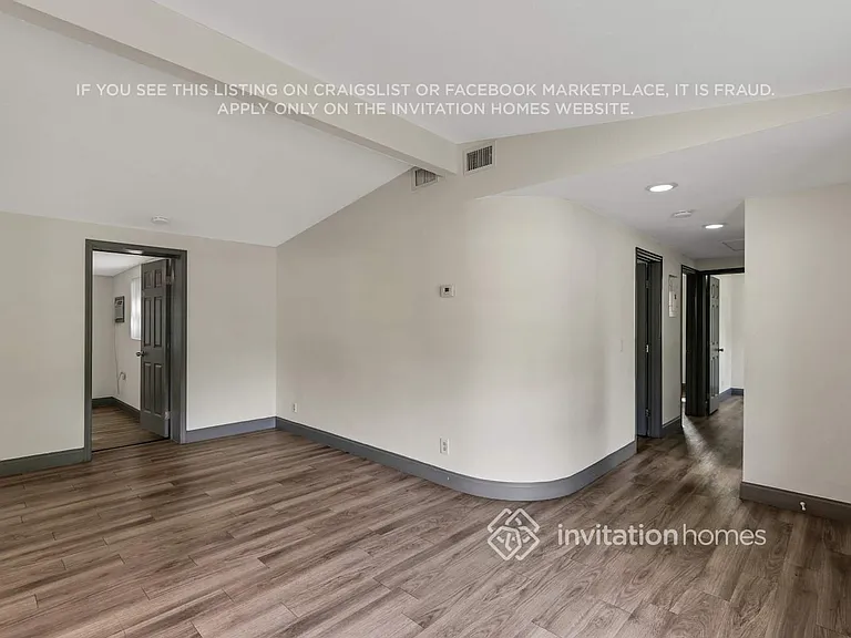 3510 N 35th St — Photo 2