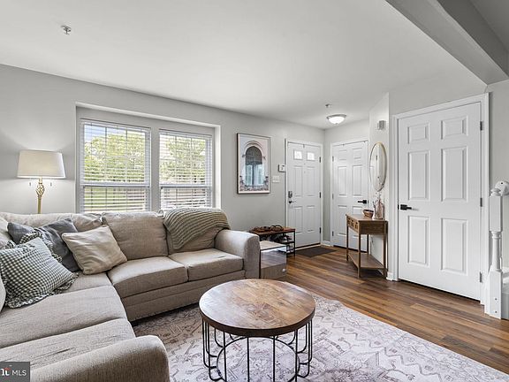 5th image of 7140 Deep Falls Way Unit 152