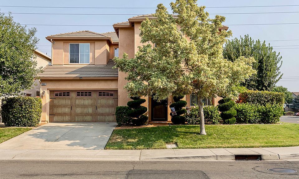 1st image of 2901 Bergamo Way