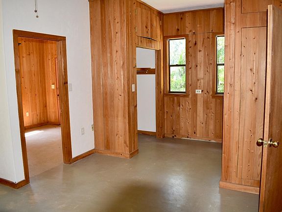 3rd image of 17815 SE 21st St