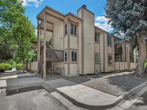1111 S Garrison Street #202, Lakewood, CO 80232