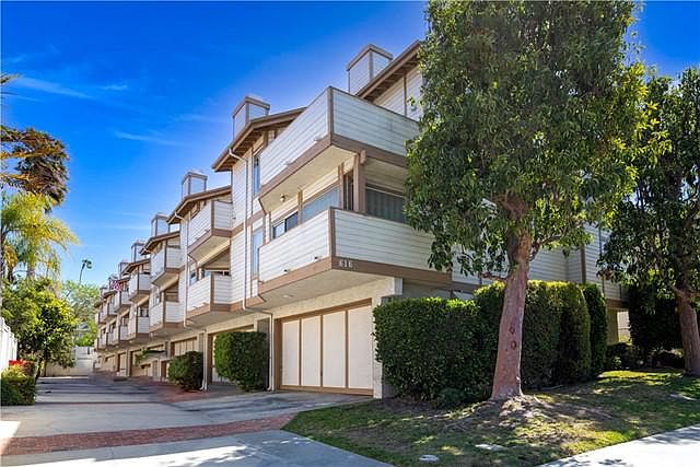 1st image of 616 N Guadalupe Ave Unit 4