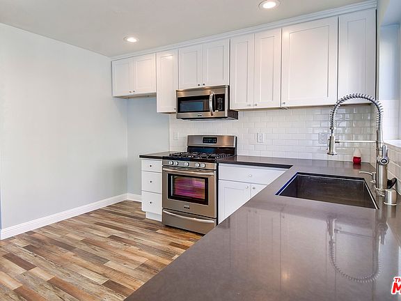 5th image of 1112 W 79th St