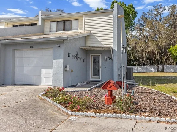 9767 E Goldfinch Ln, Inverness, FL 34450