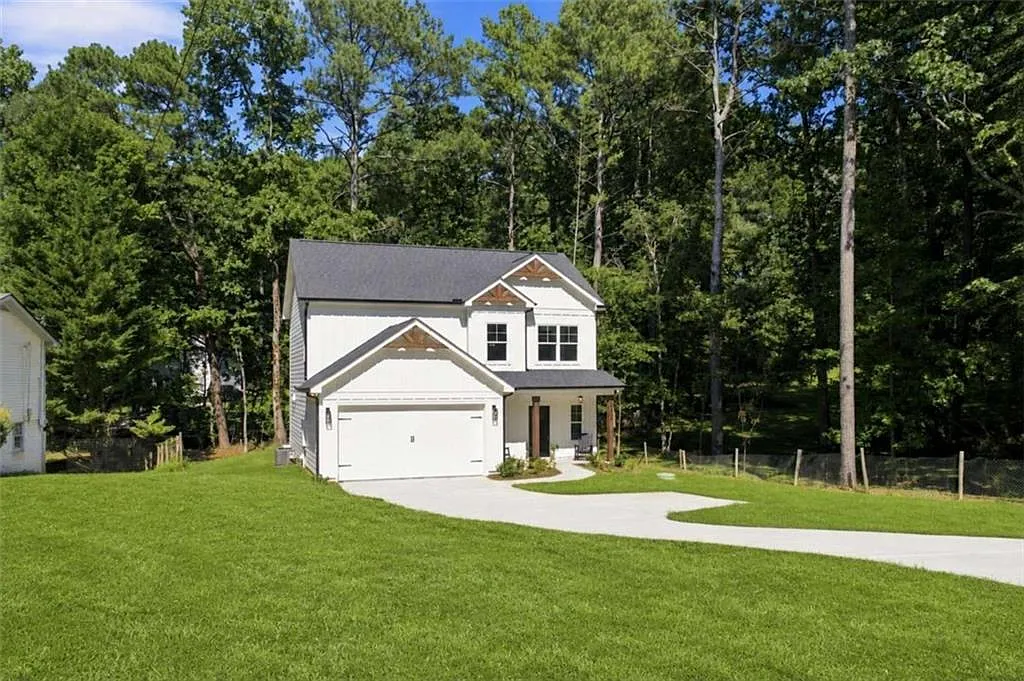 3 bed, 2.5 bath, 1700 sqft, $2,500 — Photo 3