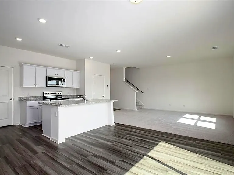 625 Delaware Ave — Photo 20