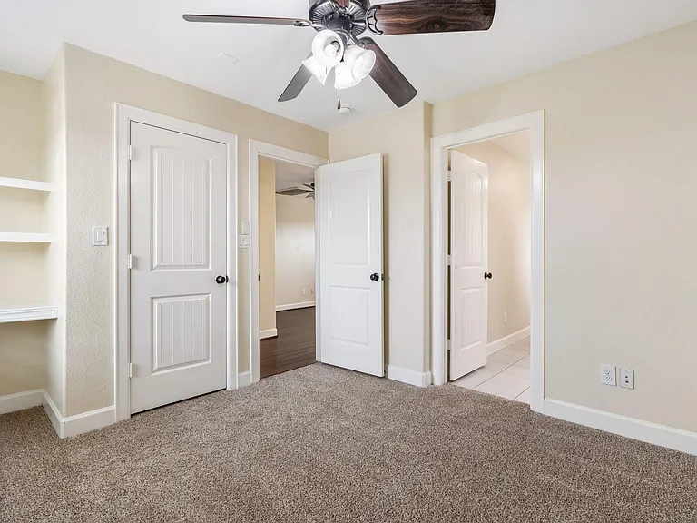 328 Country Crossing Cir — Photo 26