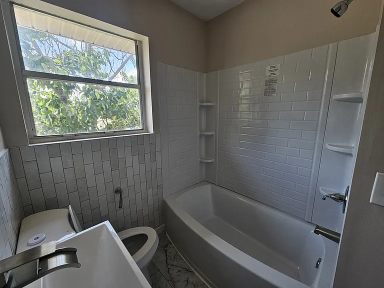 3005 Walton St #3 — Photo 9