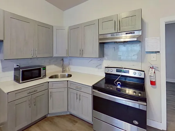 2448 N Opal St, Philadelphia, PA 19132