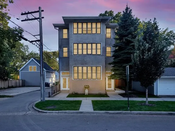 717 Randolph St, Oak Park, IL 60302