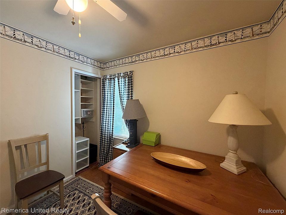 7457 N Silvery Ln, photo 18