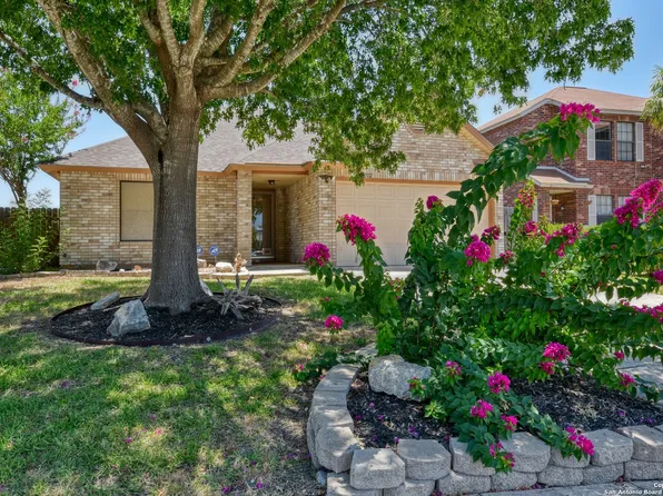 702 LAS PUERTAS, San Antonio, TX 78245