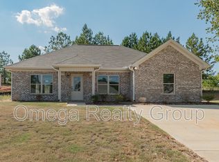 30 Hadley Ct, Lincoln, AL 35096