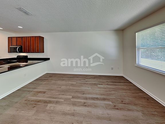 5th image of 11746 Parker Lakes Dr