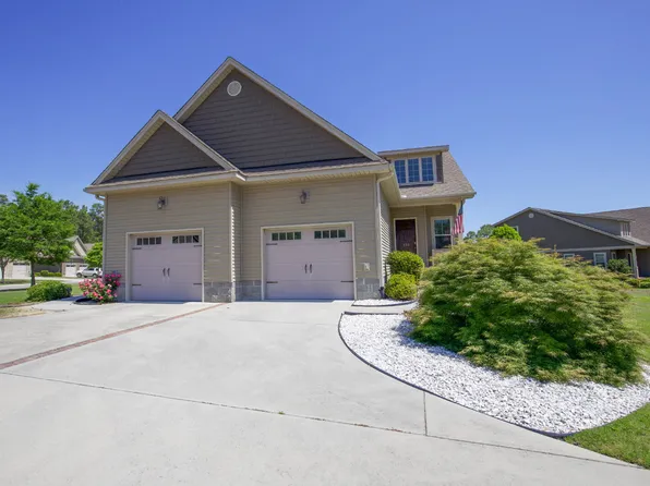 133 Cypress Cir, Southern Pines, NC 28387