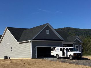 8700 Regal Dr, Mercersburg, PA