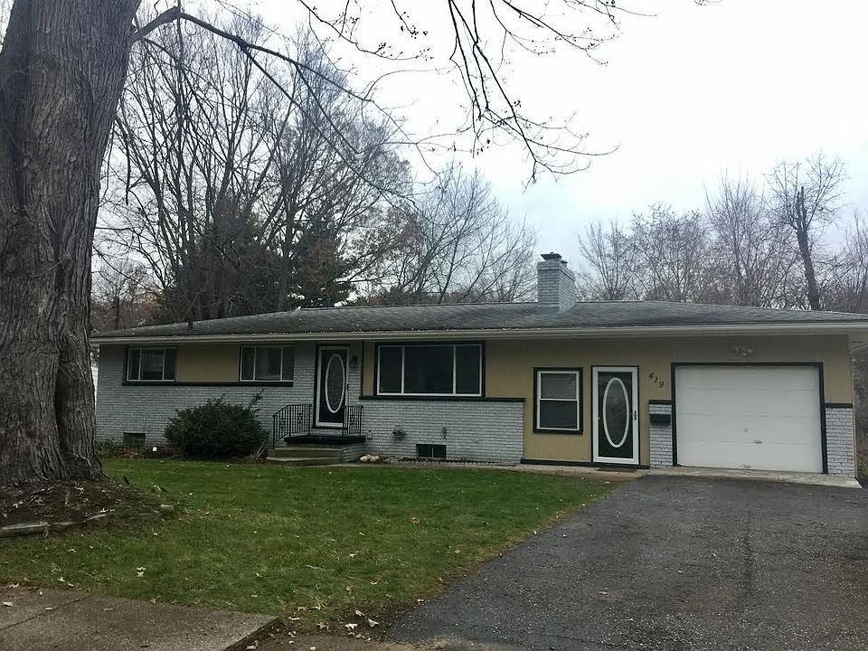 1st image of 419 E School St