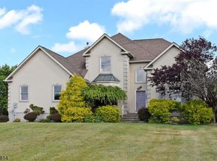 388 Ridge Rd, Newton, NJ 07860