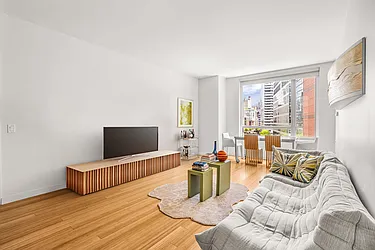 2 River Terrace, #7-M
