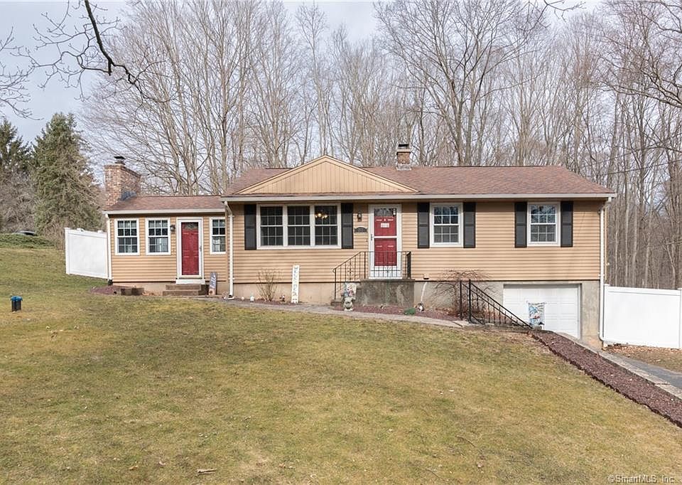 247 De Fashion St, Plantsville, CT 06479 Zillow