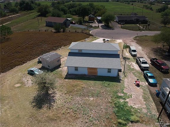 4th image of 7807 Magnolia Cir