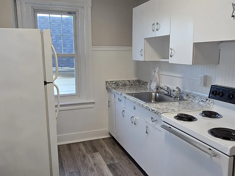 236 Madison Ave — Photo 21
