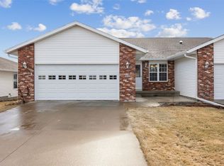 3315 Sunburst Ave, Marion, IA 52302