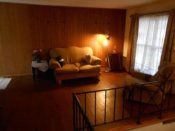 5th image of 2577 Milverton Way