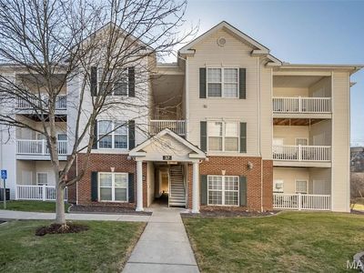 37 Kassebaum Ln APT 305, Saint Louis, MO, 63129
