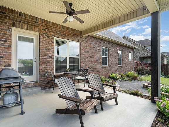 5th image of 2966 Greentree Dr