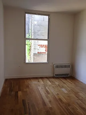 Rented by Full Time Management | media 2